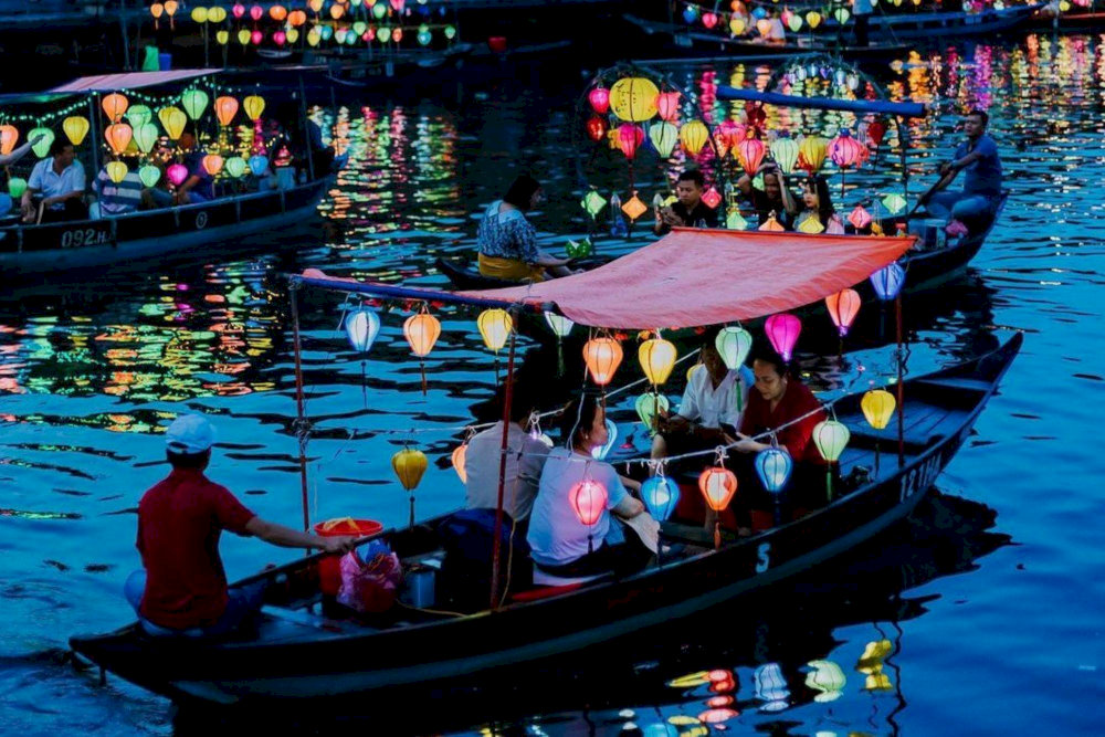 Visitors should wear comfortable,